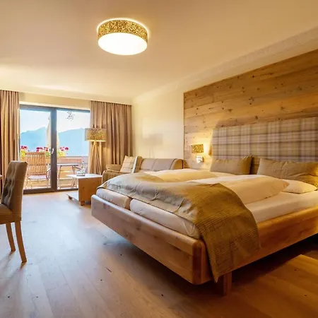 Bio- Und Wellnesshotel Eggensberger 4*