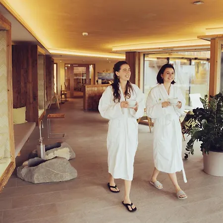 Готель Biohotel Eggensberger 4*